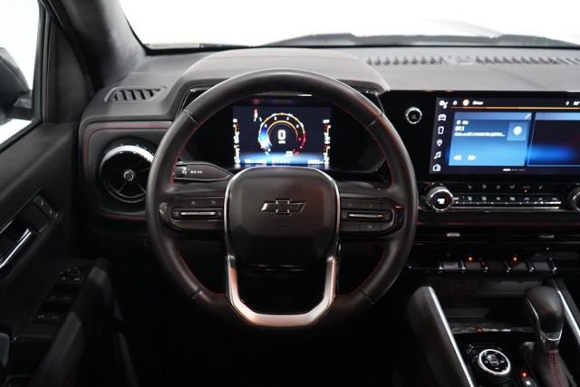 Used 2023 Chevrolet Colorado Z71 w/ Z71 Convenience Package 2 image 13