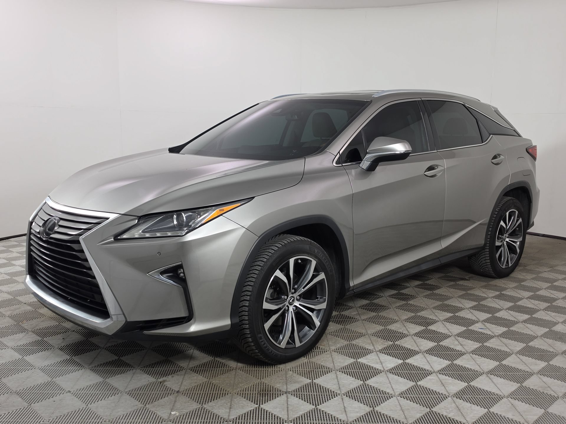 Used 2018 Lexus RX 350 FWD w/ Premium Package image 3