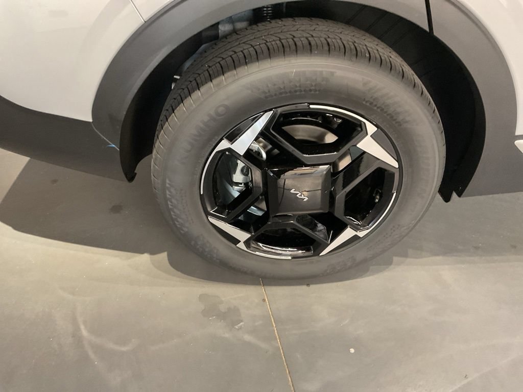 New 2026 Kia Sportage EX AWD/4WD image 22