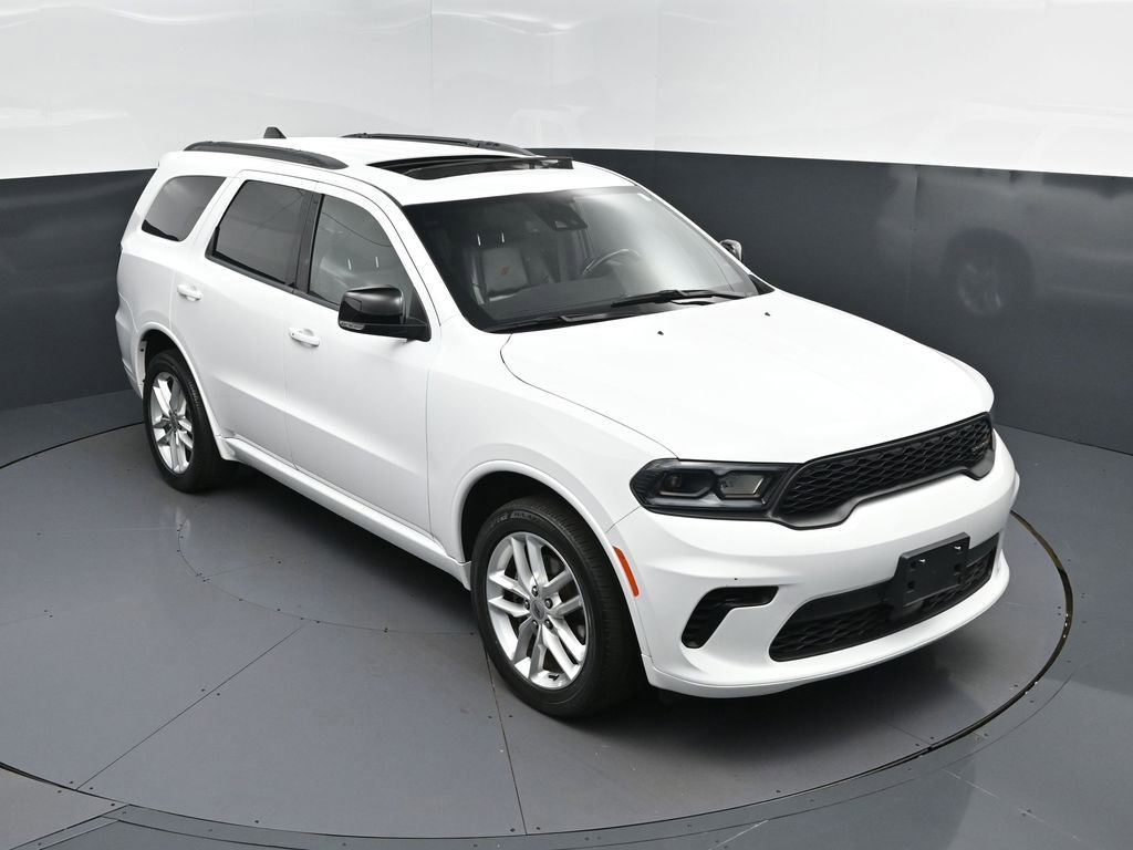 Used 2024 Dodge Durango GT image 1