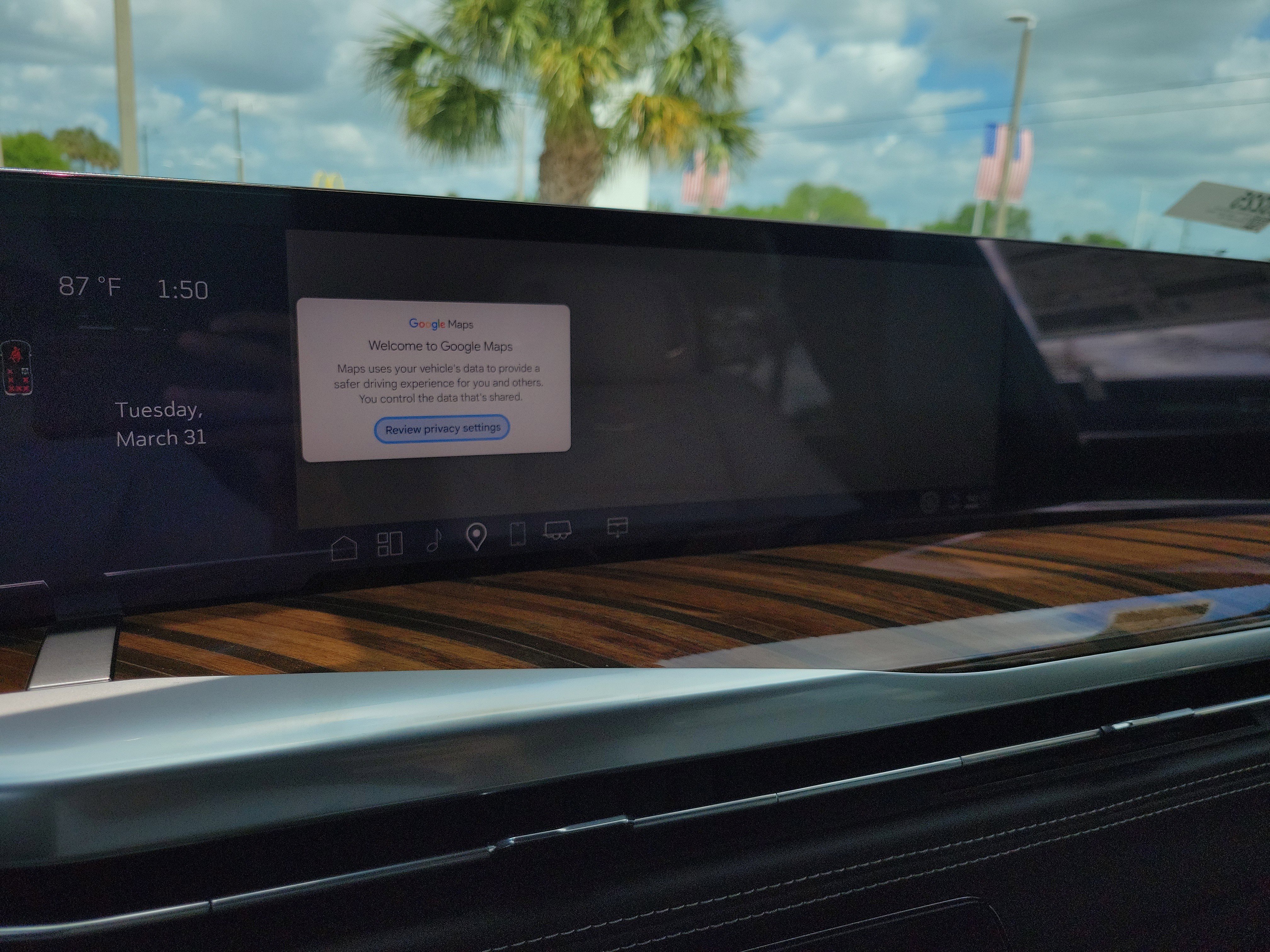 New 2026 Cadillac Escalade ESV Platinum Sport w/ LPO, ONYX Package image 23