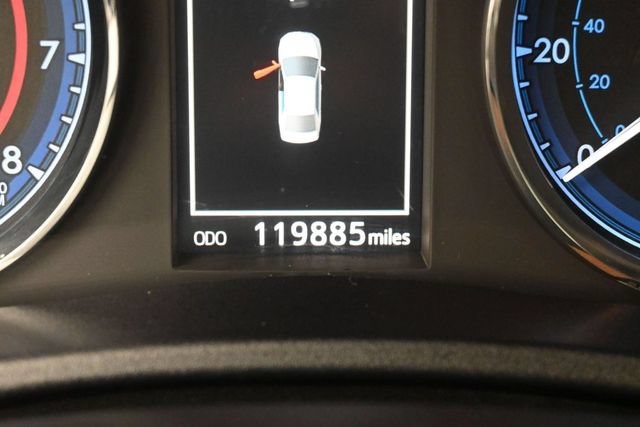 Used 2017 Toyota Corolla SE FWD image 4