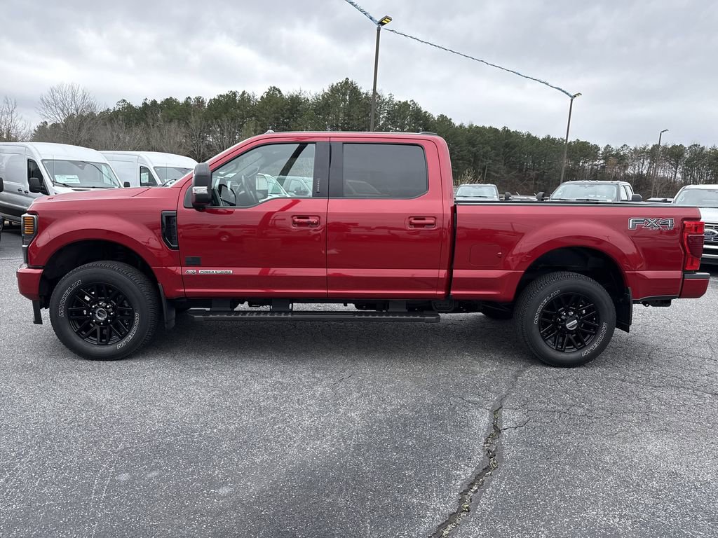 Used 2022 Ford F250 Lariat w/ Black Appearance Package image 4
