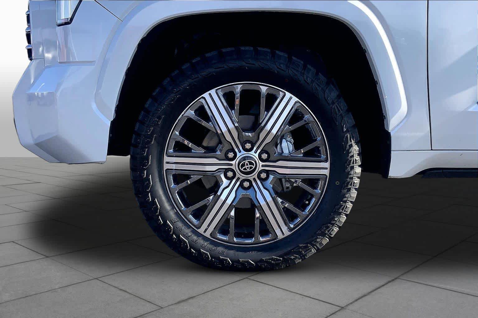 Used 2023 Toyota Tundra Capstone AWD/4WD image 11