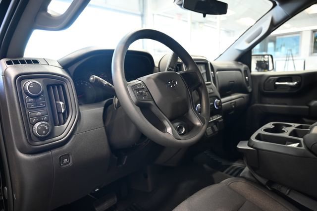 New 2026 Chevrolet Silverado 1500 Custom Trail Boss w/ LPO, Dark Essentials Package AWD/4WD image 19