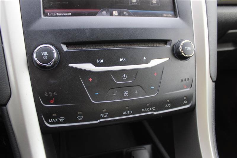Used 2014 Ford Fusion Energi SE FWD image 25