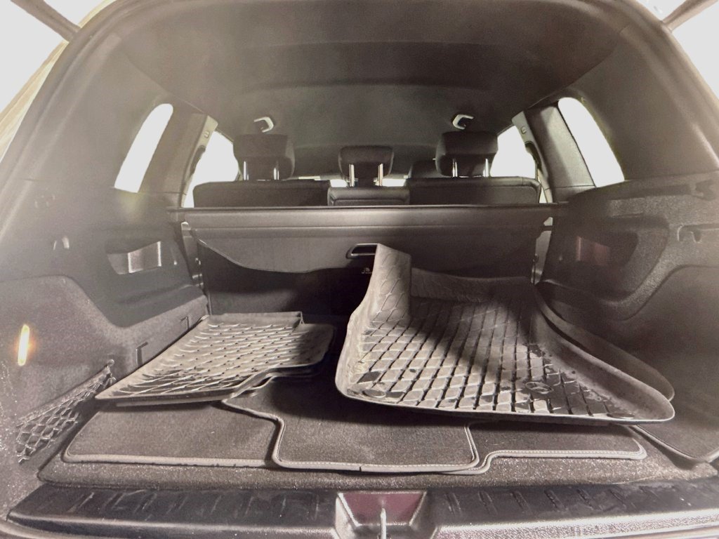 Used 2024 Mercedes-Benz GLB 250 image 33