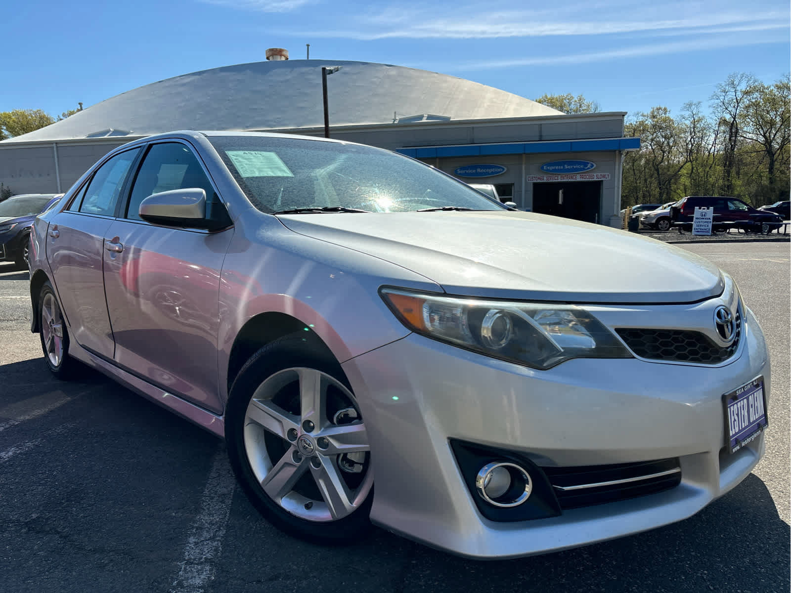 Used 2014 Toyota Camry SE FWD video 2