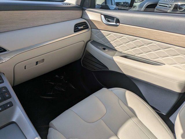 Used 2022 Hyundai Palisade Calligraphy image 12