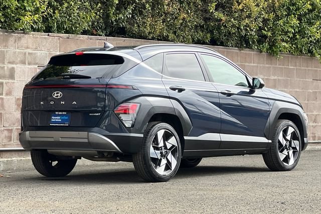 Certified 2025 Hyundai Kona Limited AWD/4WD image 5
