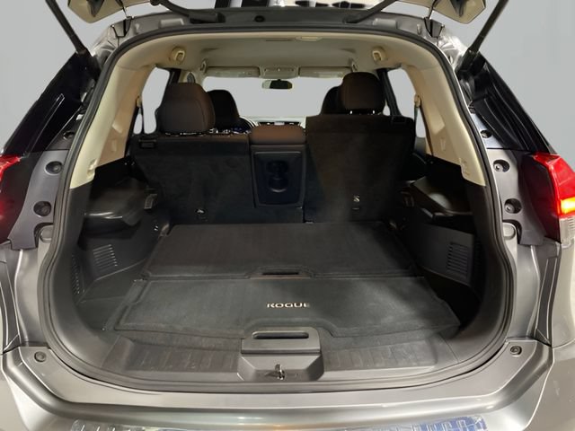 Certified 2018 Nissan Rogue SV w/ Premium Package AWD/4WD image 25