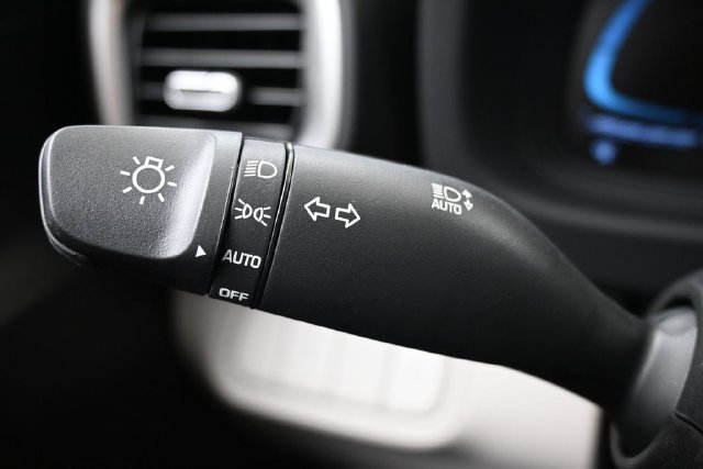 New 2026 Hyundai Venue SEL FWD image 29