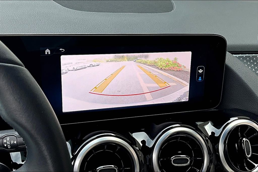 Certified 2025 Mercedes-Benz GLA 250 4MATIC image 23