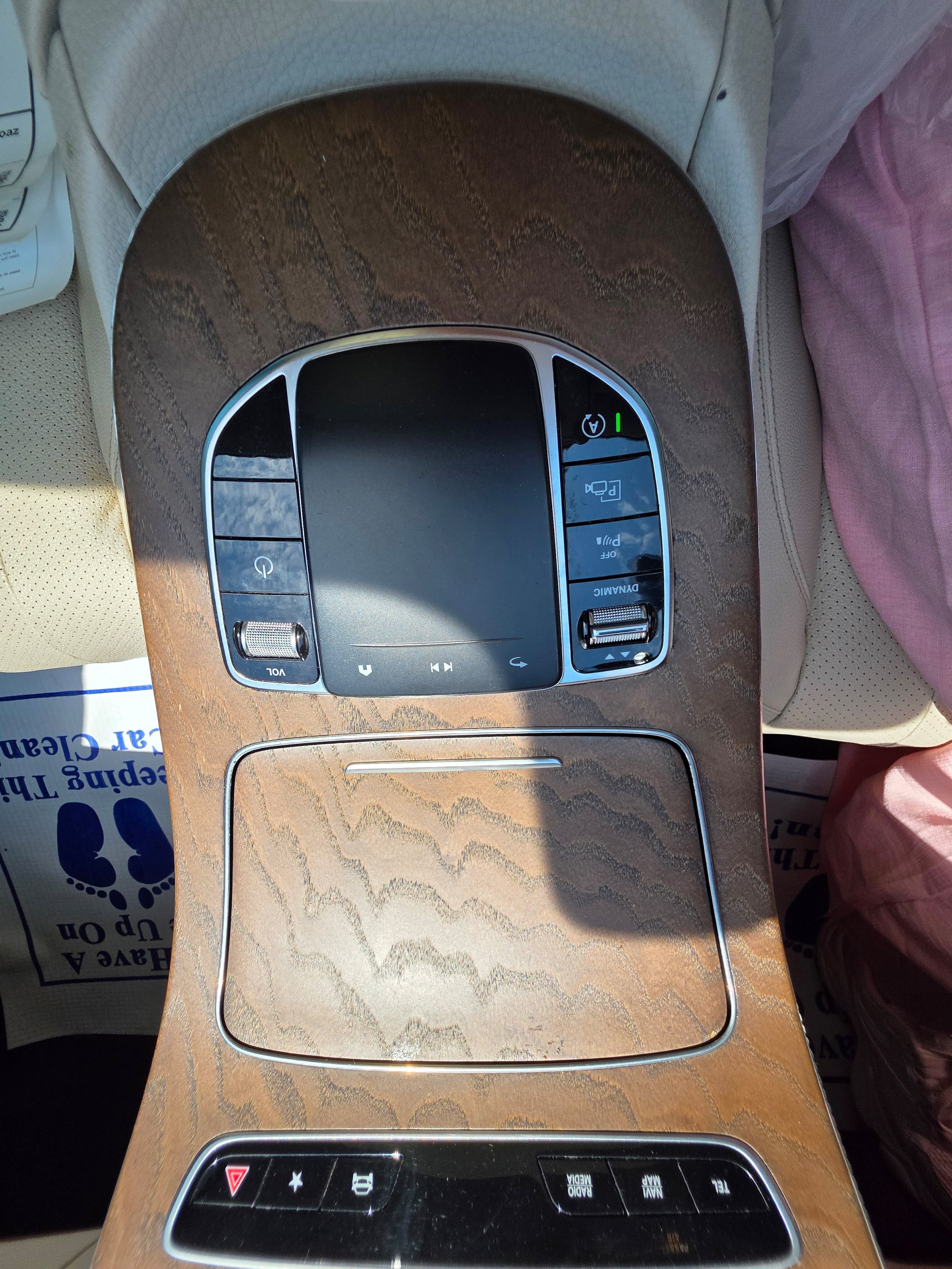 Used 2022 Mercedes-Benz E 350 4MATIC Sedan image 15