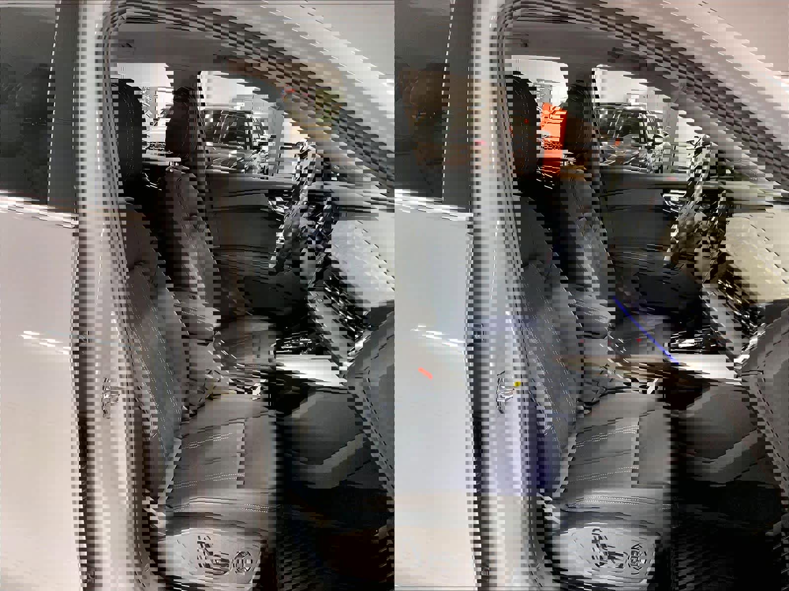 Used 2023 Audi Q4 e-tron Premium Plus w/ Premium Plus image 10