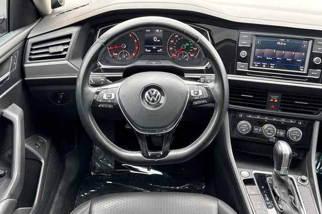 Used 2019 Volkswagen Jetta SE FWD image 16