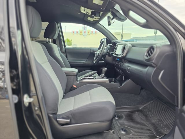 Used 2021 Toyota Tacoma TRD Sport w/ Technology Package AWD/4WD image 10