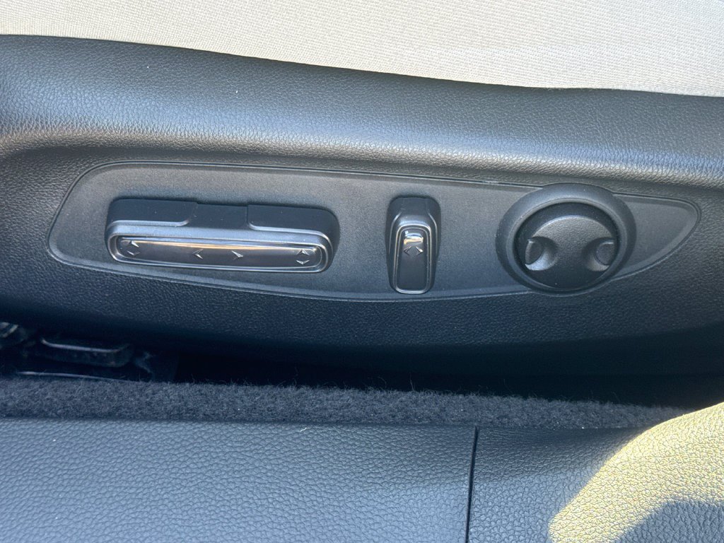 Certified 2023 Honda Accord EX image 21