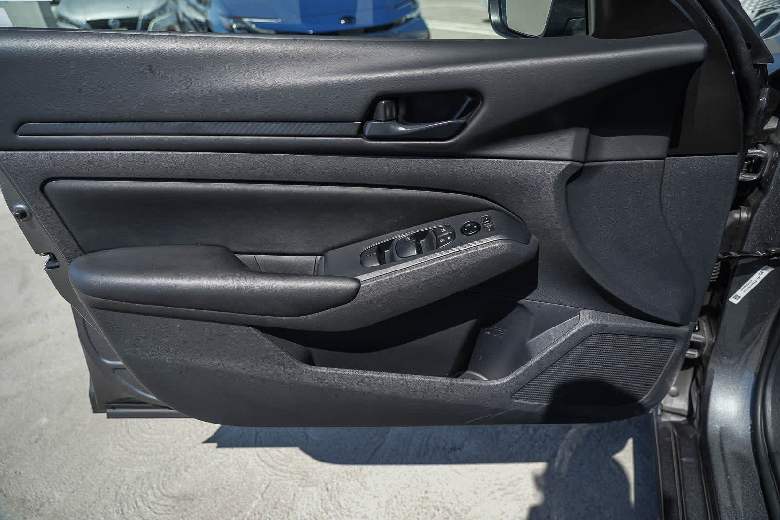 Used 2025 Nissan Altima 2.5 S FWD image 20