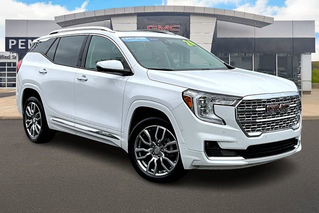 Certified 2024 GMC Terrain Denali w/ Denali Premium Package image 11