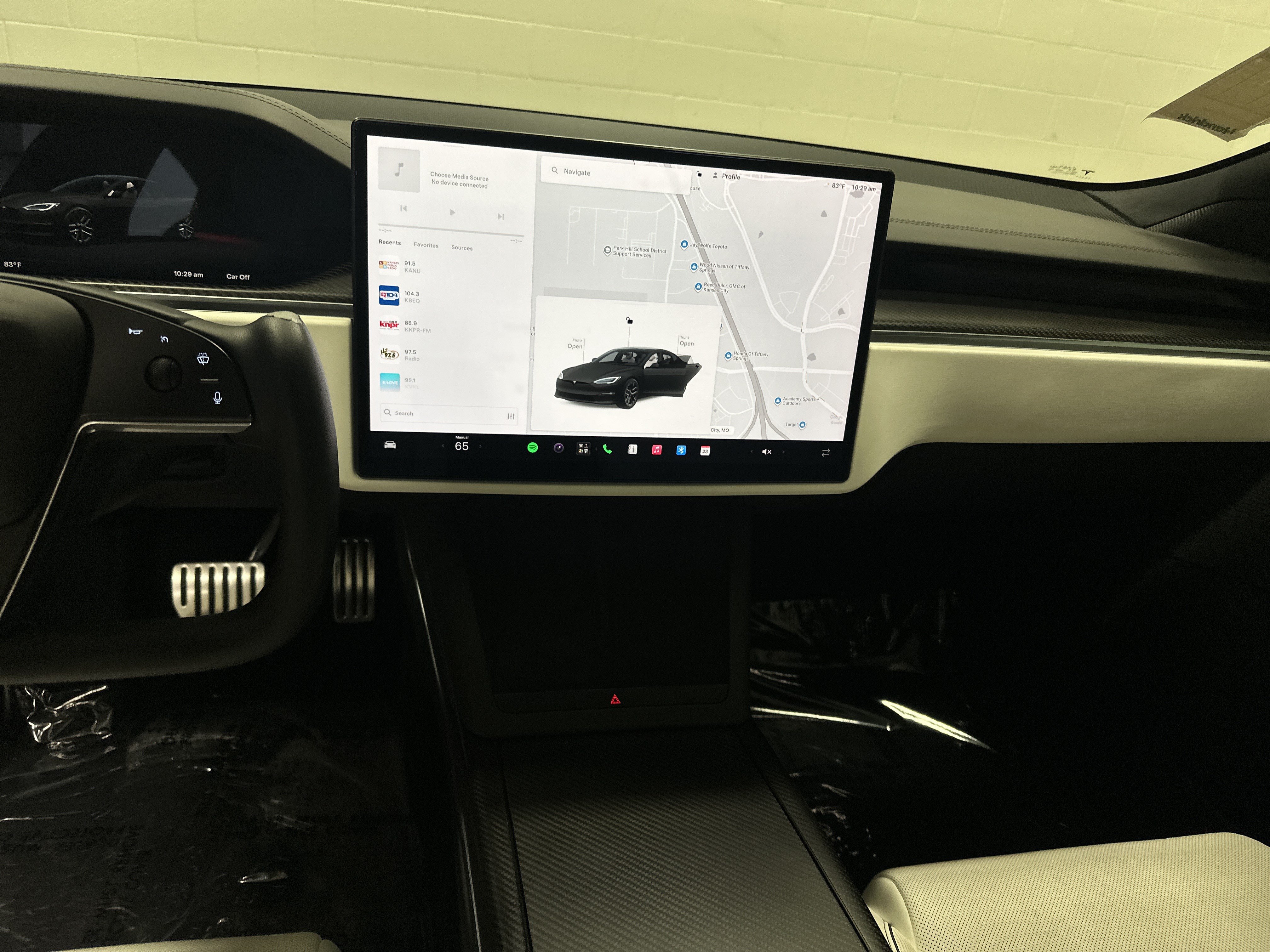 Used 2021 Tesla Model S Plaid AWD/4WD image 31