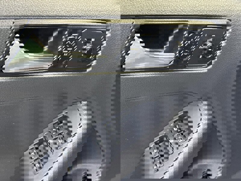 Used 2015 Volkswagen Jetta S image 16