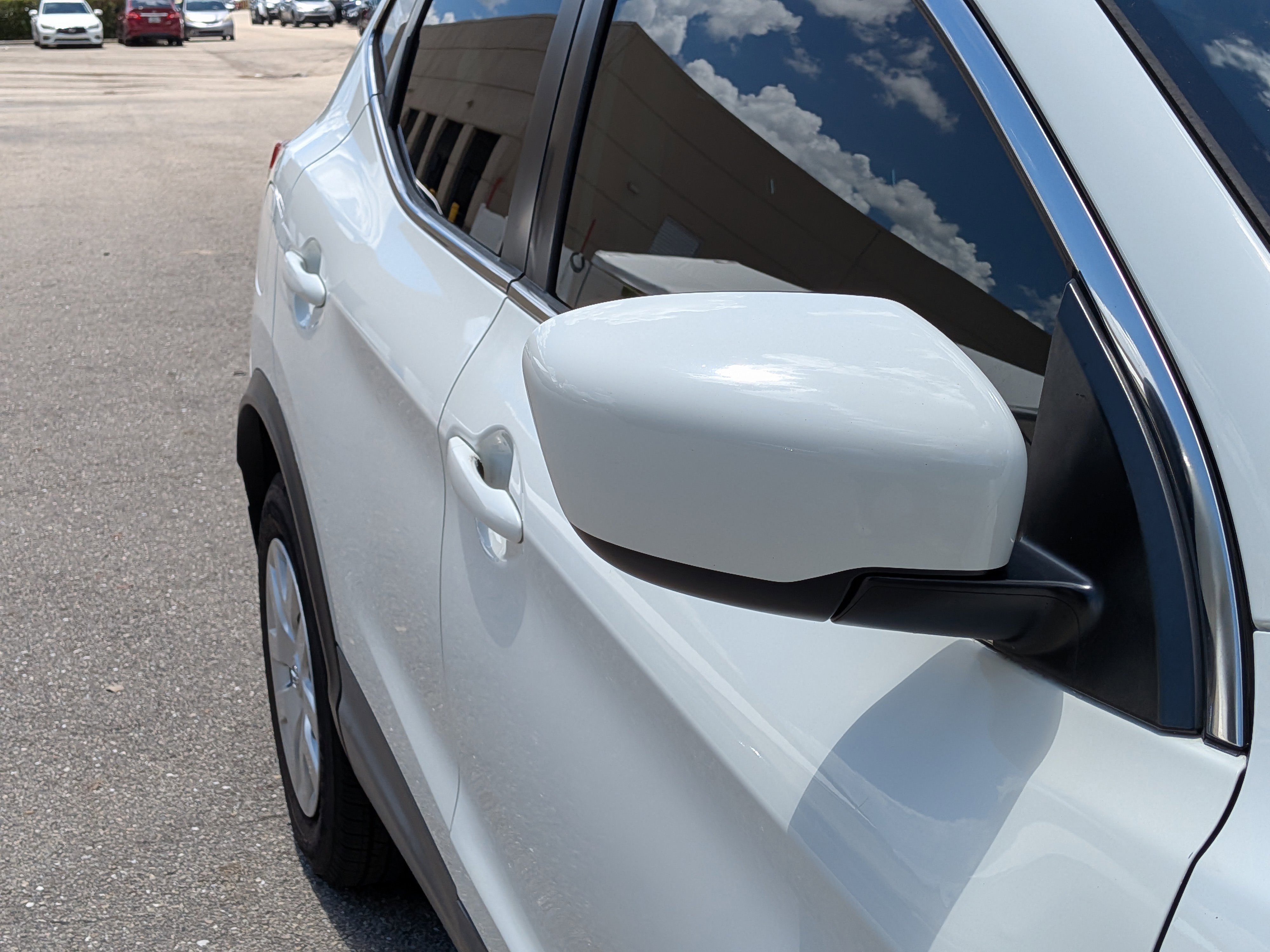 Used 2020 Nissan Rogue Sport S FWD image 12