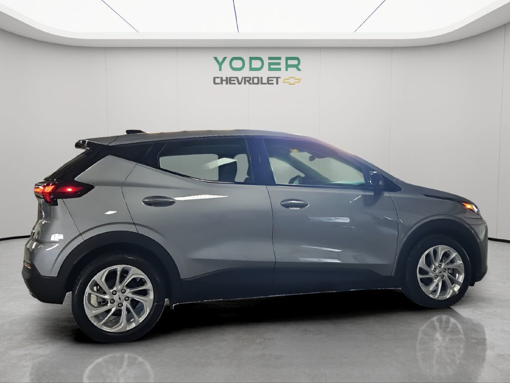 New 2027 Chevrolet Bolt LT w/ Comfort Package FWD image 5