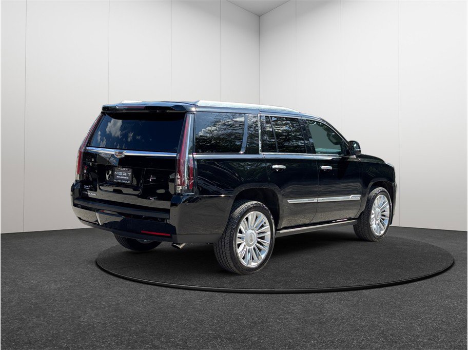 Used 2020 Cadillac Escalade Platinum AWD/4WD image 9