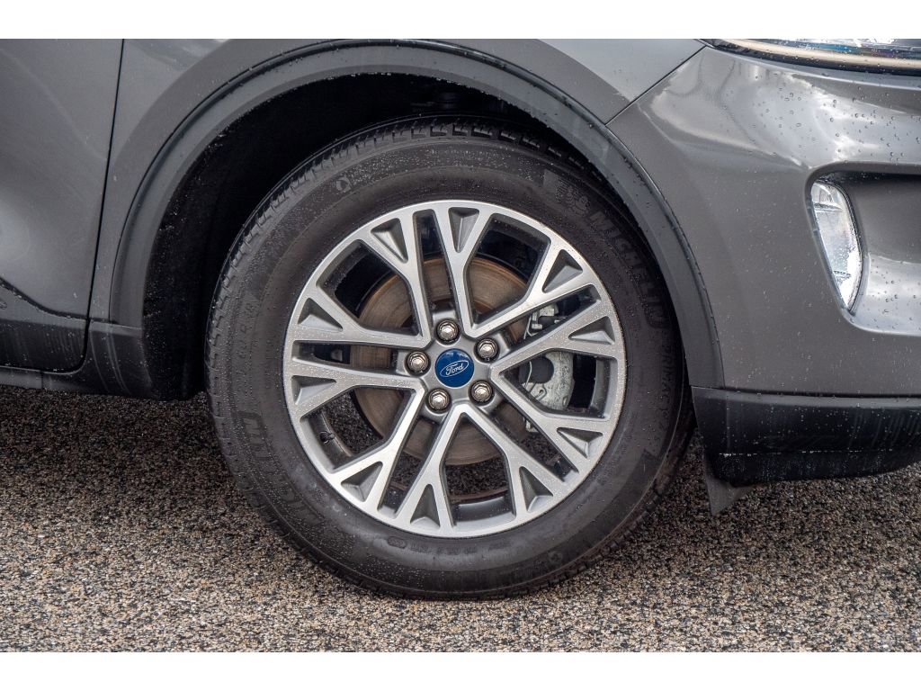 Used 2022 Ford Escape SEL image 28