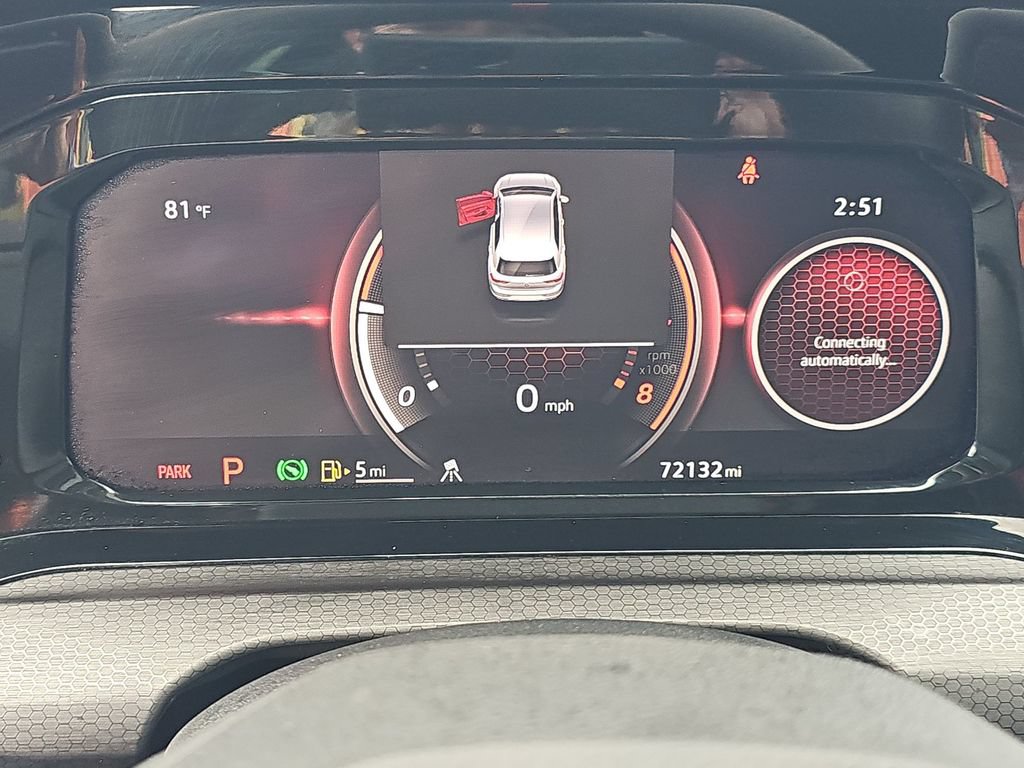 Used 2022 Volkswagen GTI SE FWD image 3