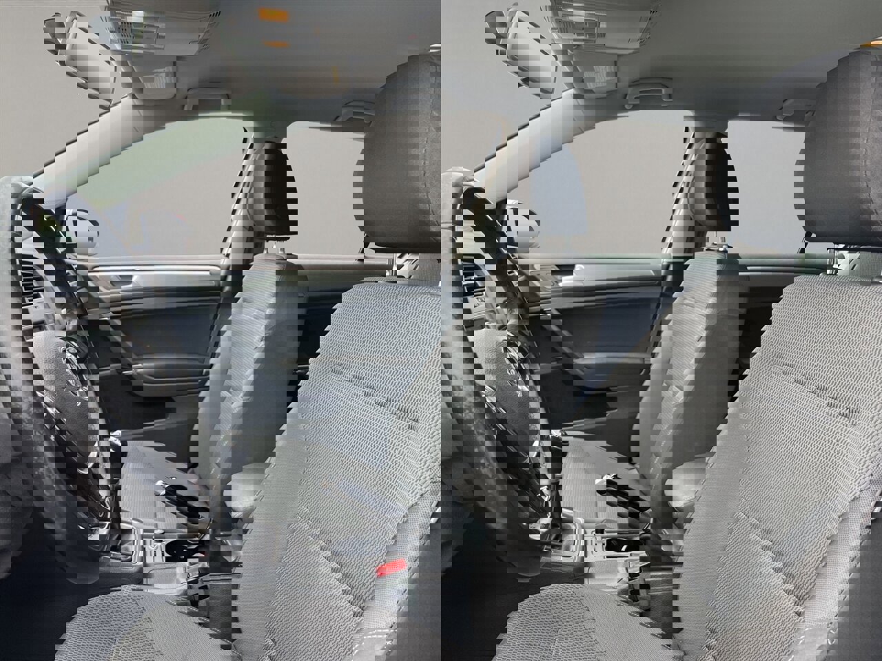 Used 2016 Volkswagen Golf S image 8