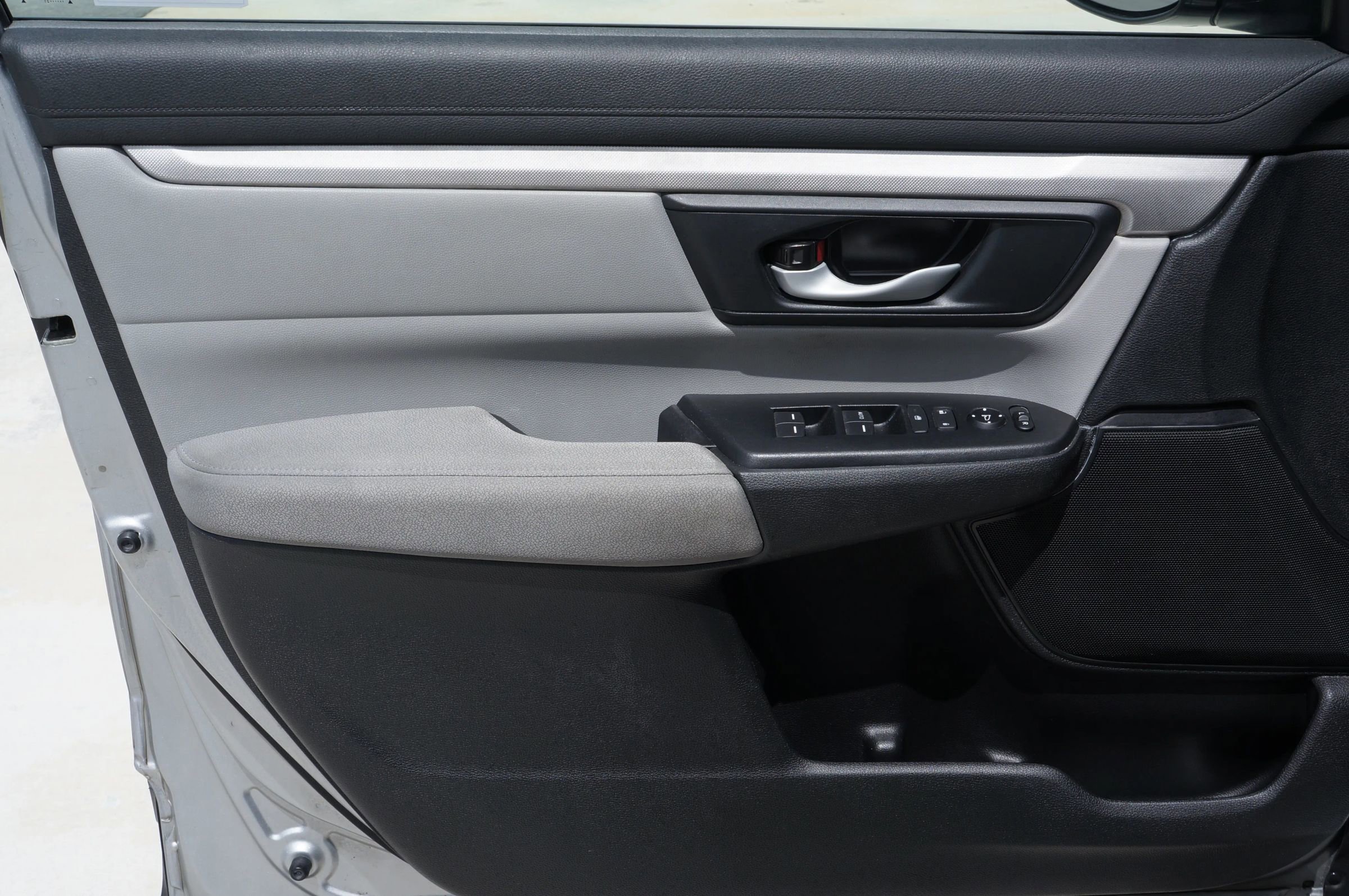 Used 2021 Honda CR-V LX image 22