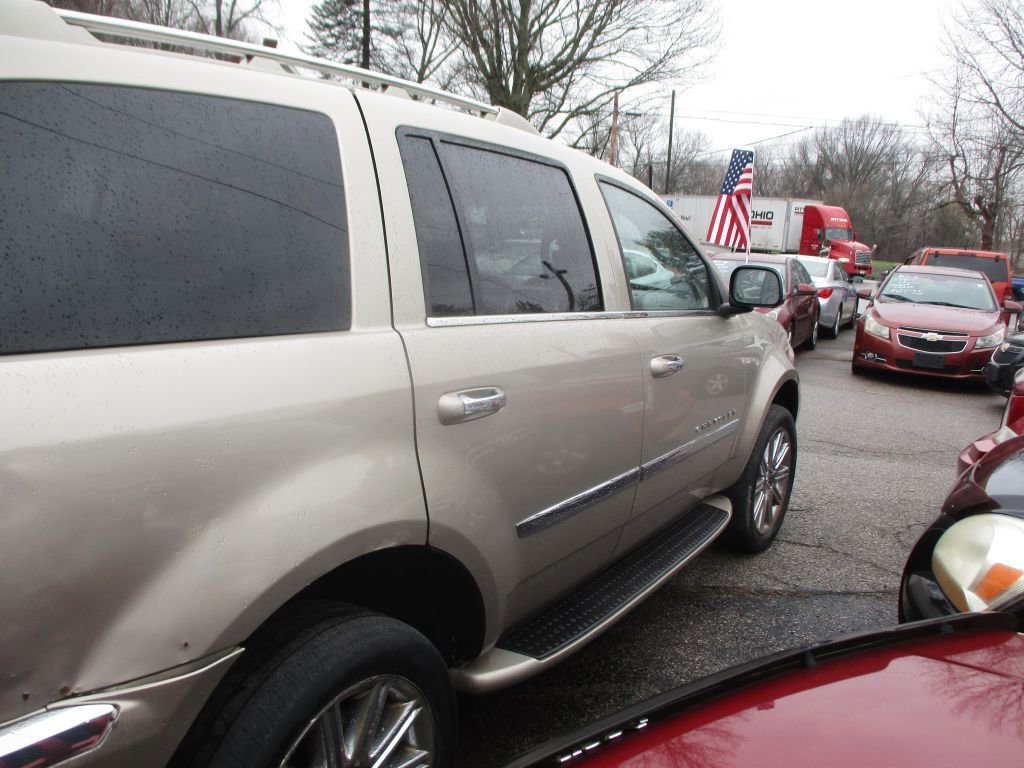 Used 2008 Chrysler Aspen Limited image 5