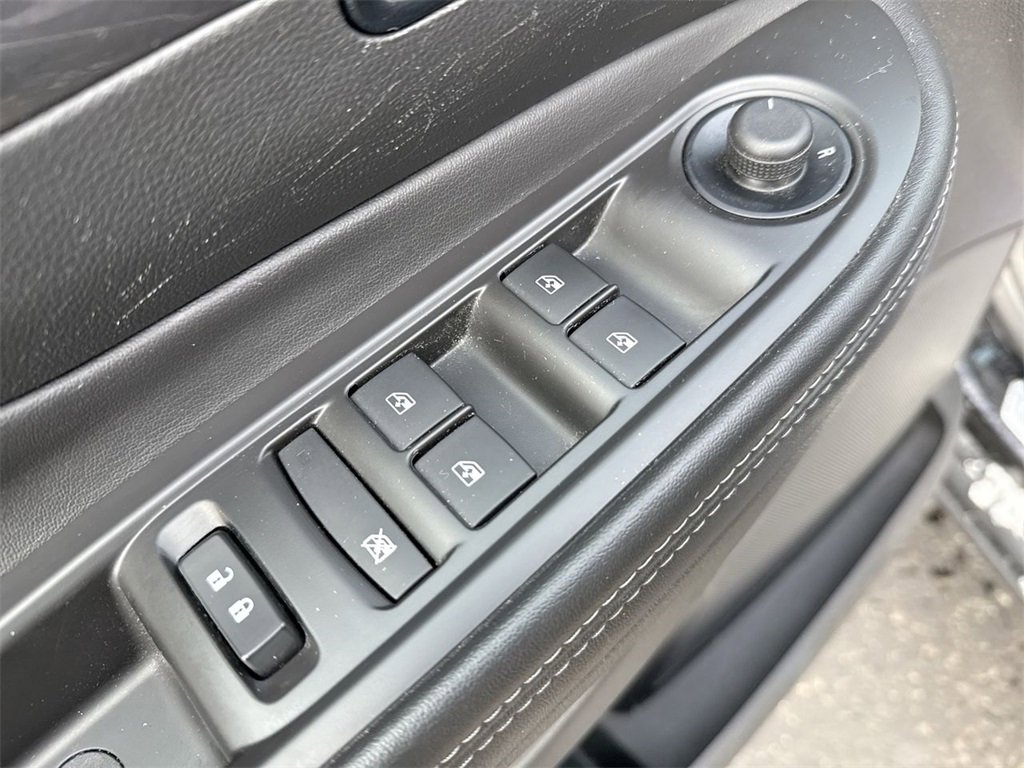 Used 2022 Buick Encore Preferred w/ Safety Package image 13