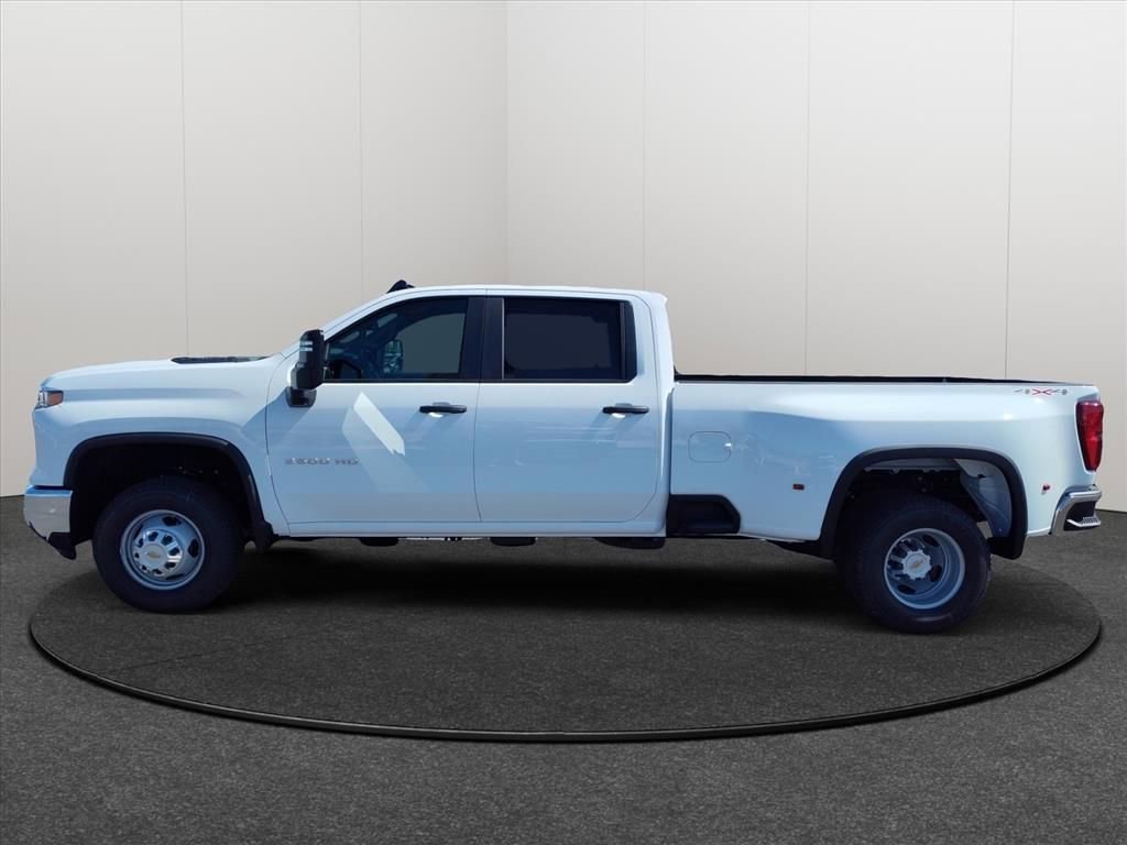 New 2026 Chevrolet Silverado 3500 W/T image 2