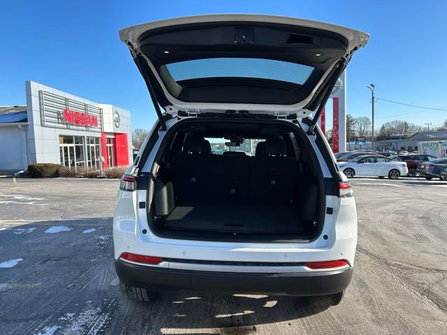 New 2026 Jeep Grand Cherokee Limited image 10