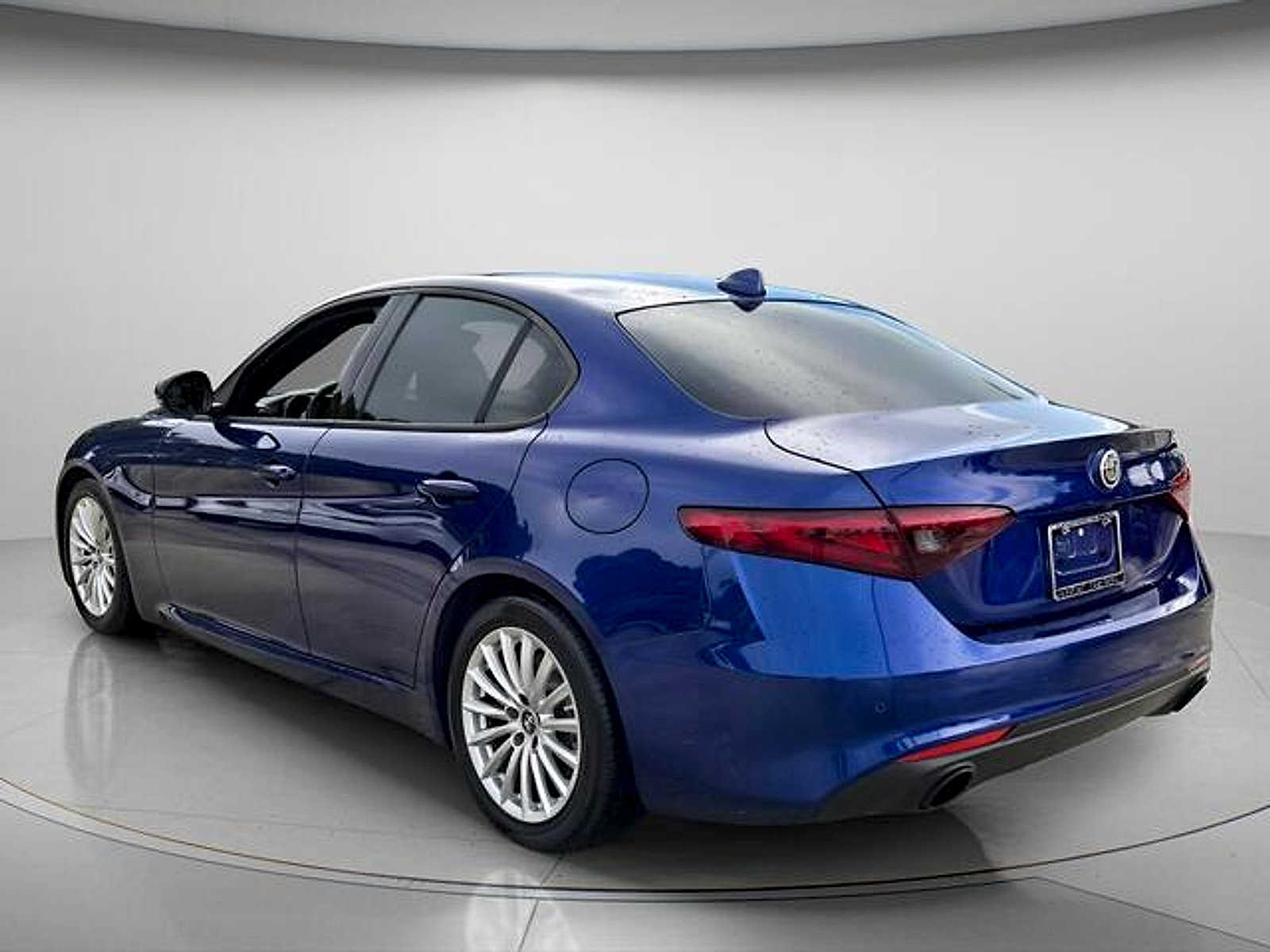 Used 2022 Alfa Romeo Giulia Sprint RWD image 8