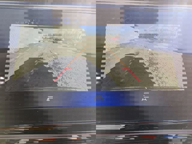 New 2027 Chevrolet Bolt LT w/ Comfort Package image 16