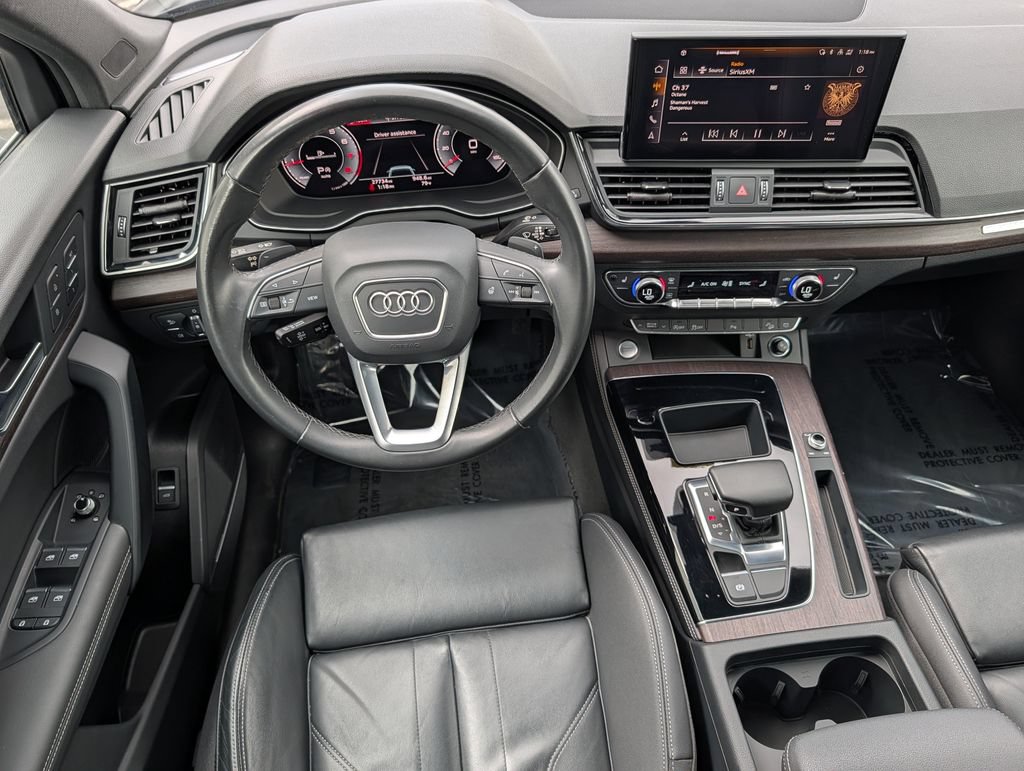 Used 2023 Audi Q5 2.0T Premium Plus w/ Premium Plus Package AWD/4WD image 19