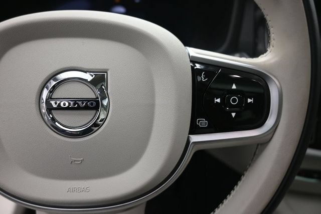 Used 2025 Volvo V60 B5 Cross Country Plus AWD/4WD image 14