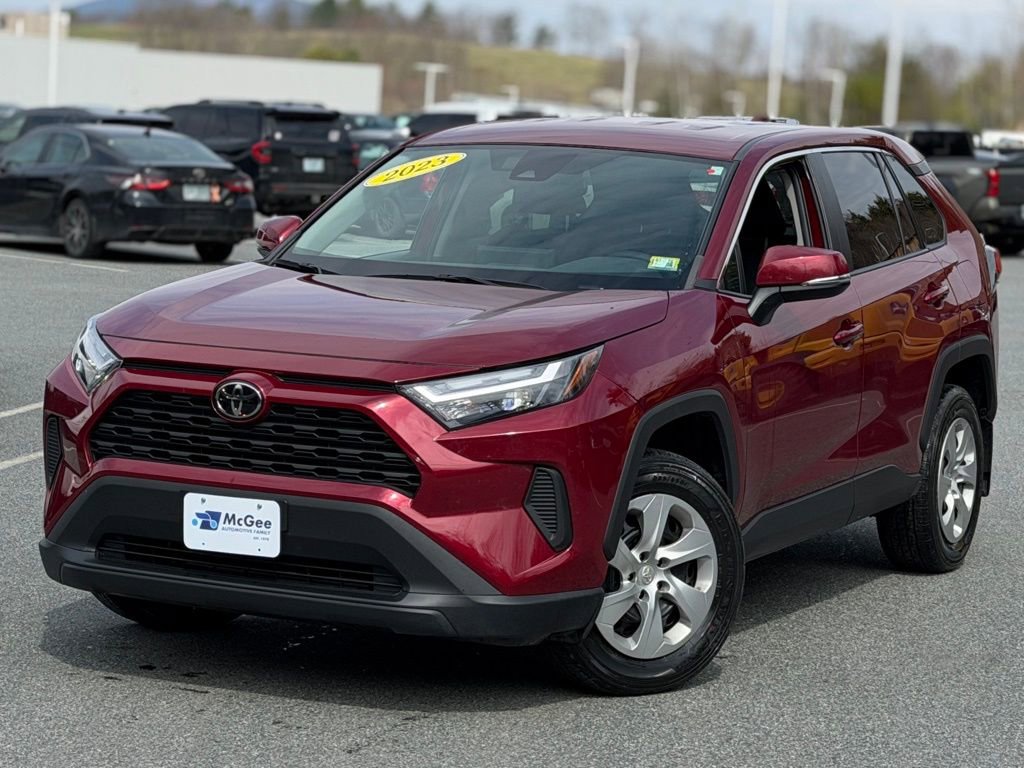 Certified 2023 Toyota RAV4 LE AWD/4WD image 1