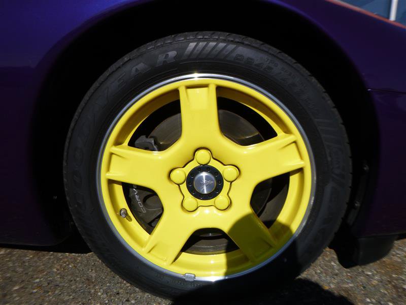Used 1998 Chevrolet Corvette Convertible w/ Memory Pkg RWD image 38