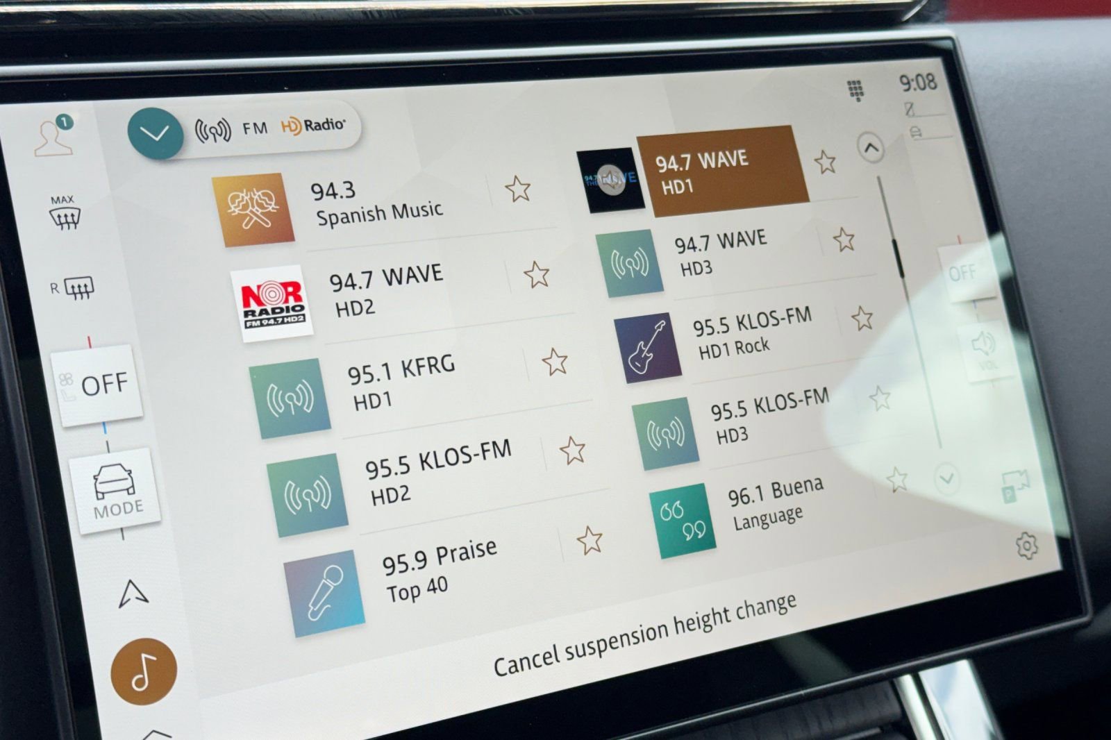 Used 2026 Land Rover Range Rover Velar Dynamic SE image 21