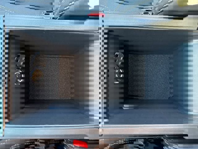 Used 2026 Toyota Camry SE w/ Multimedia Upgrade Package image 30