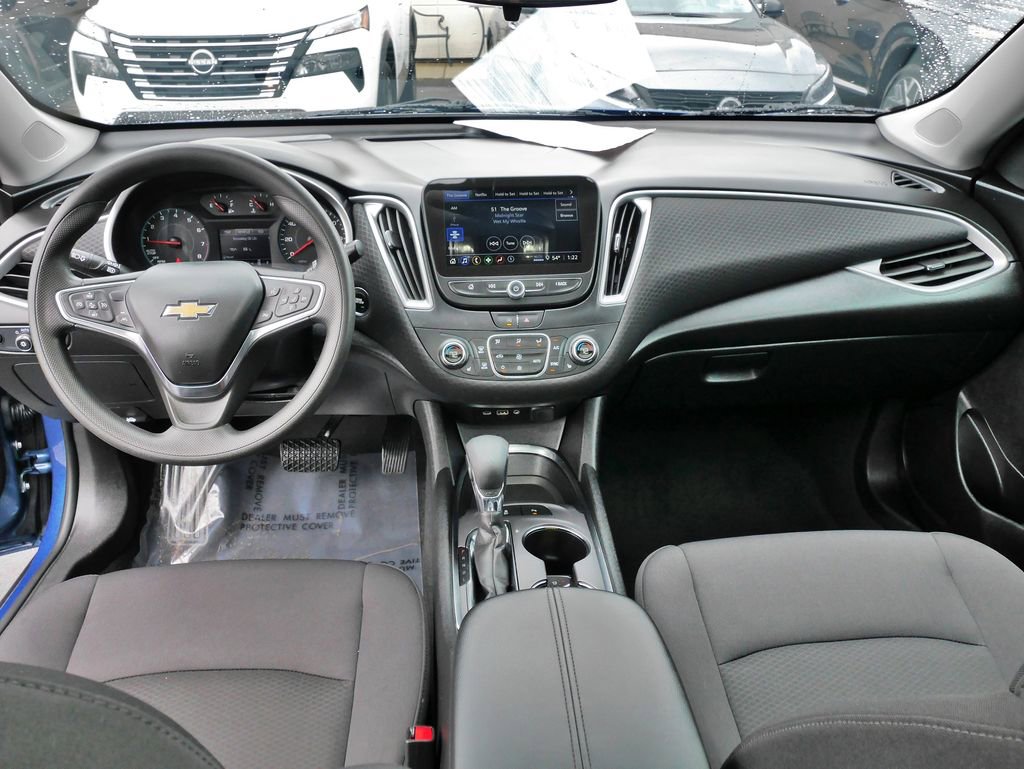 Used 2024 Chevrolet Malibu LT image 19