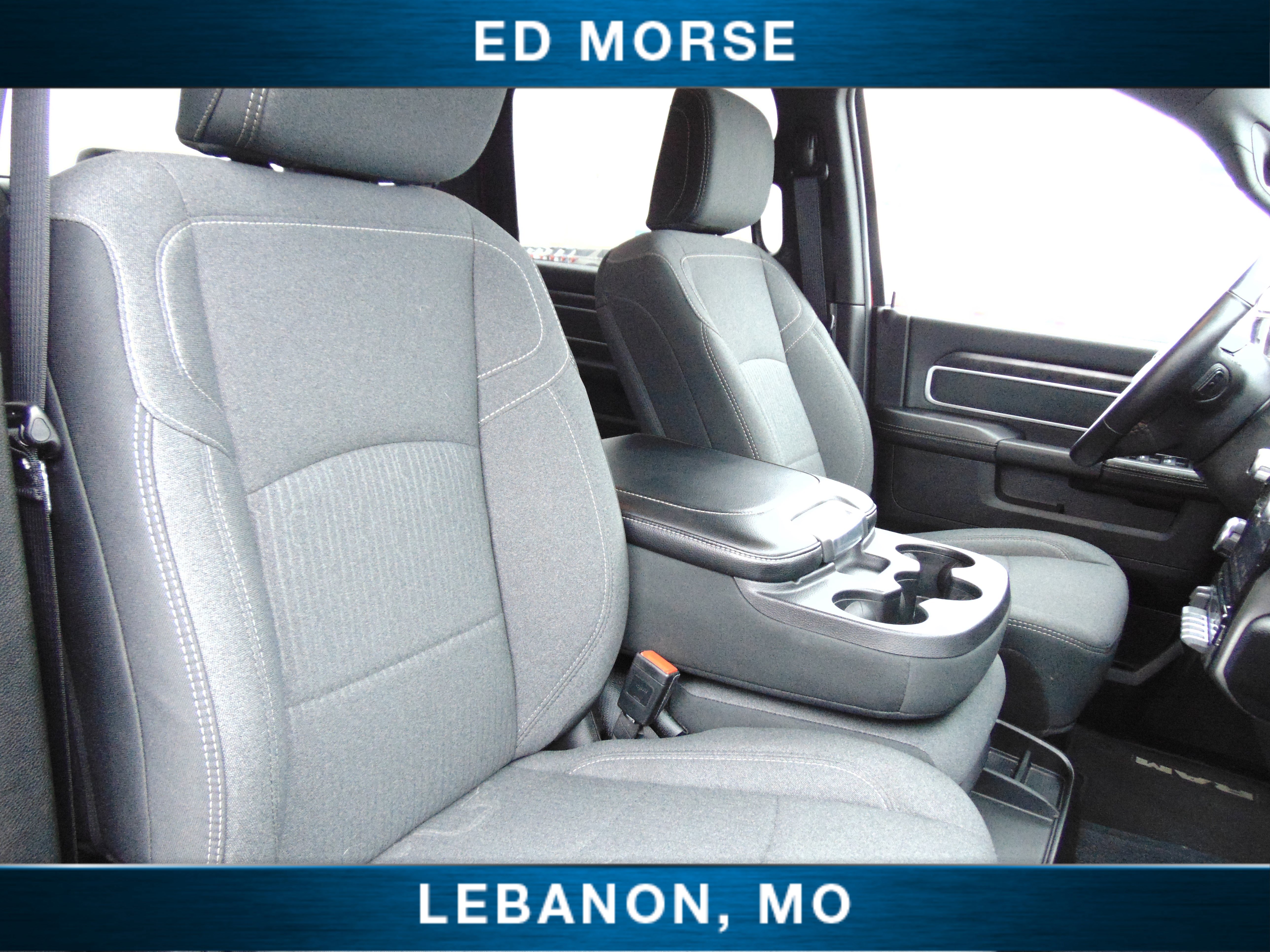 Used 2024 RAM 2500 Big Horn w/ Sport Appearance Package image 17
