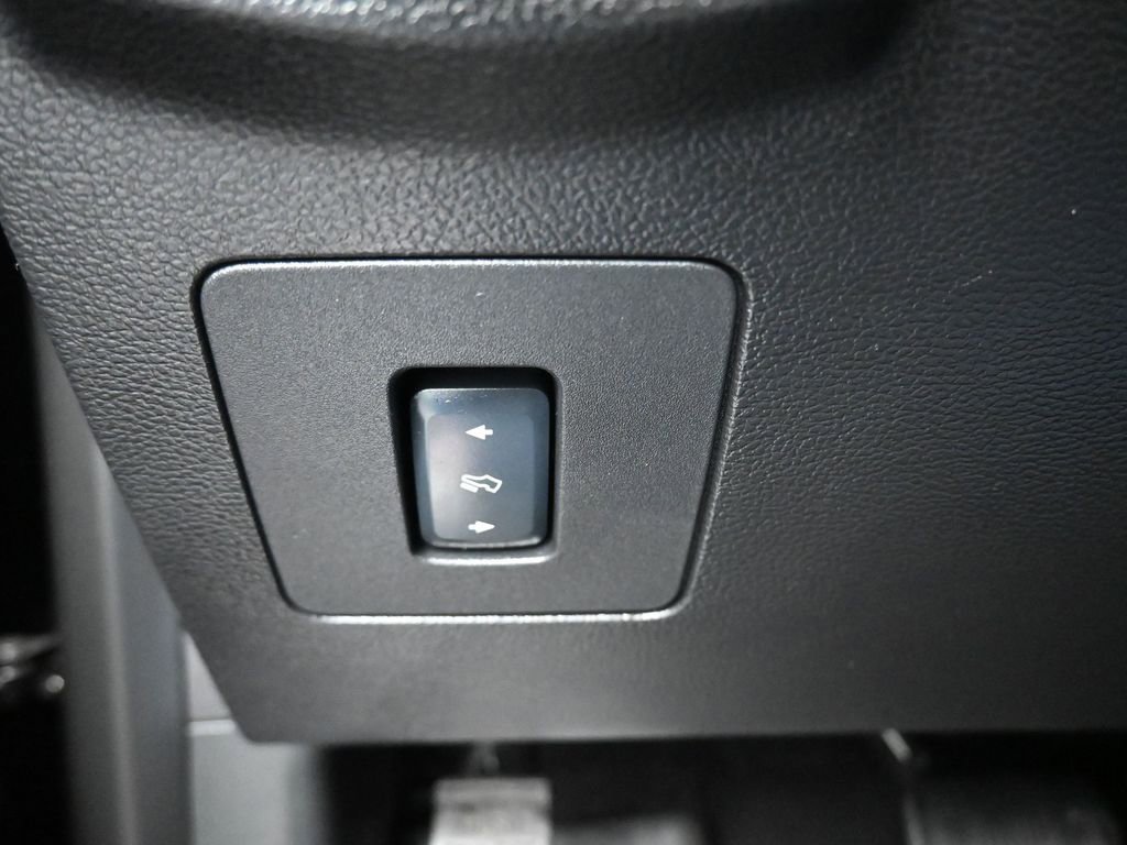 Used 2018 Ford F150 Raptor w/ Equipment Group 802A Luxury image 36