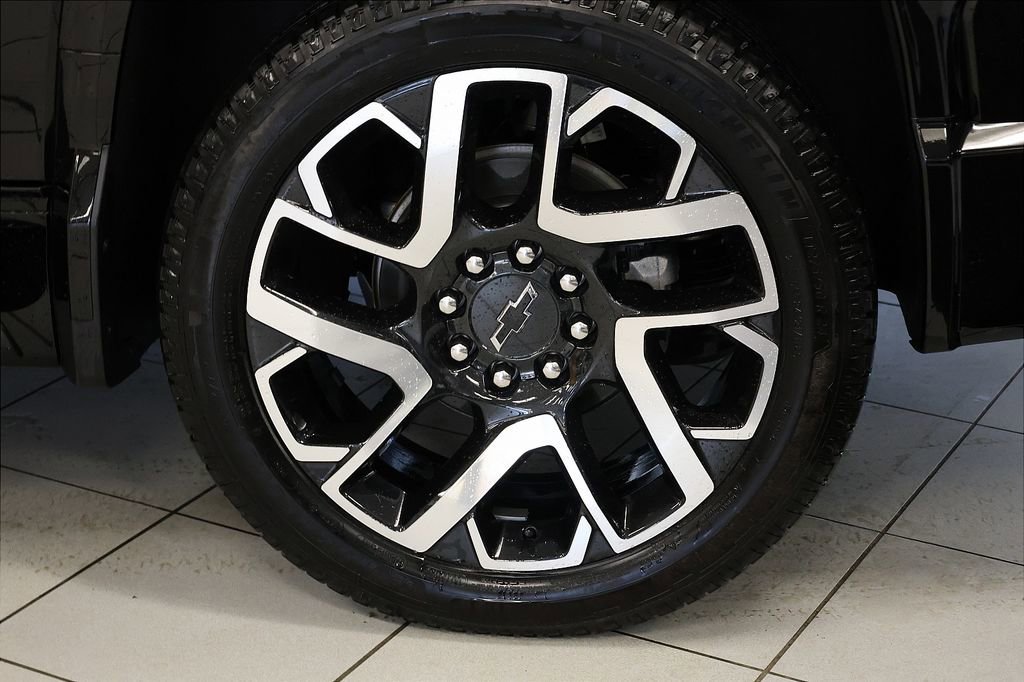 New 2024 Chevrolet Silverado EV RST image 3