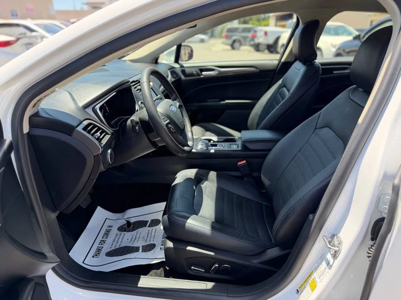 Used 2018 Ford Fusion Energi SE FWD image 20